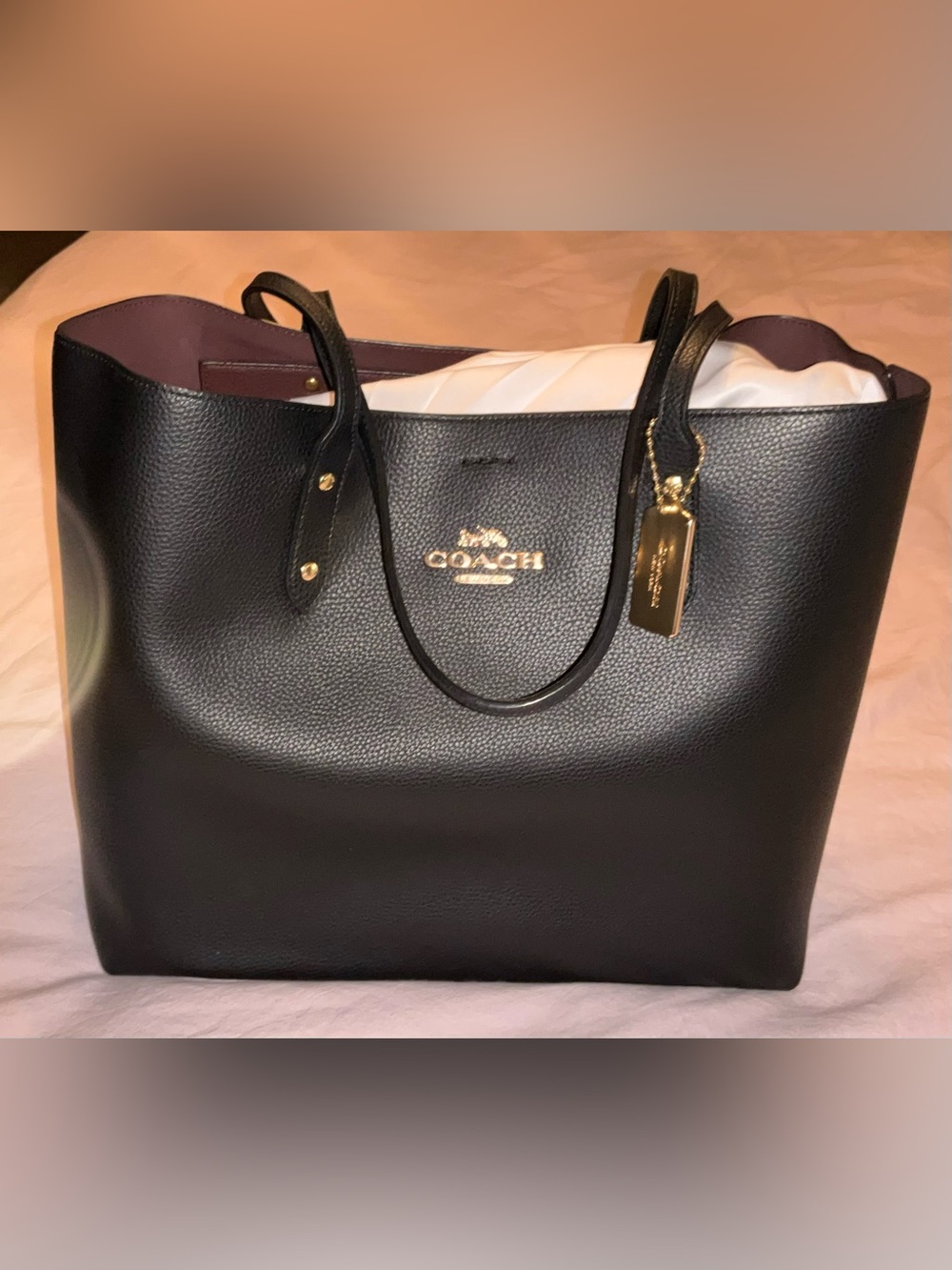 Coach City Tote in Black & burgundy/brown